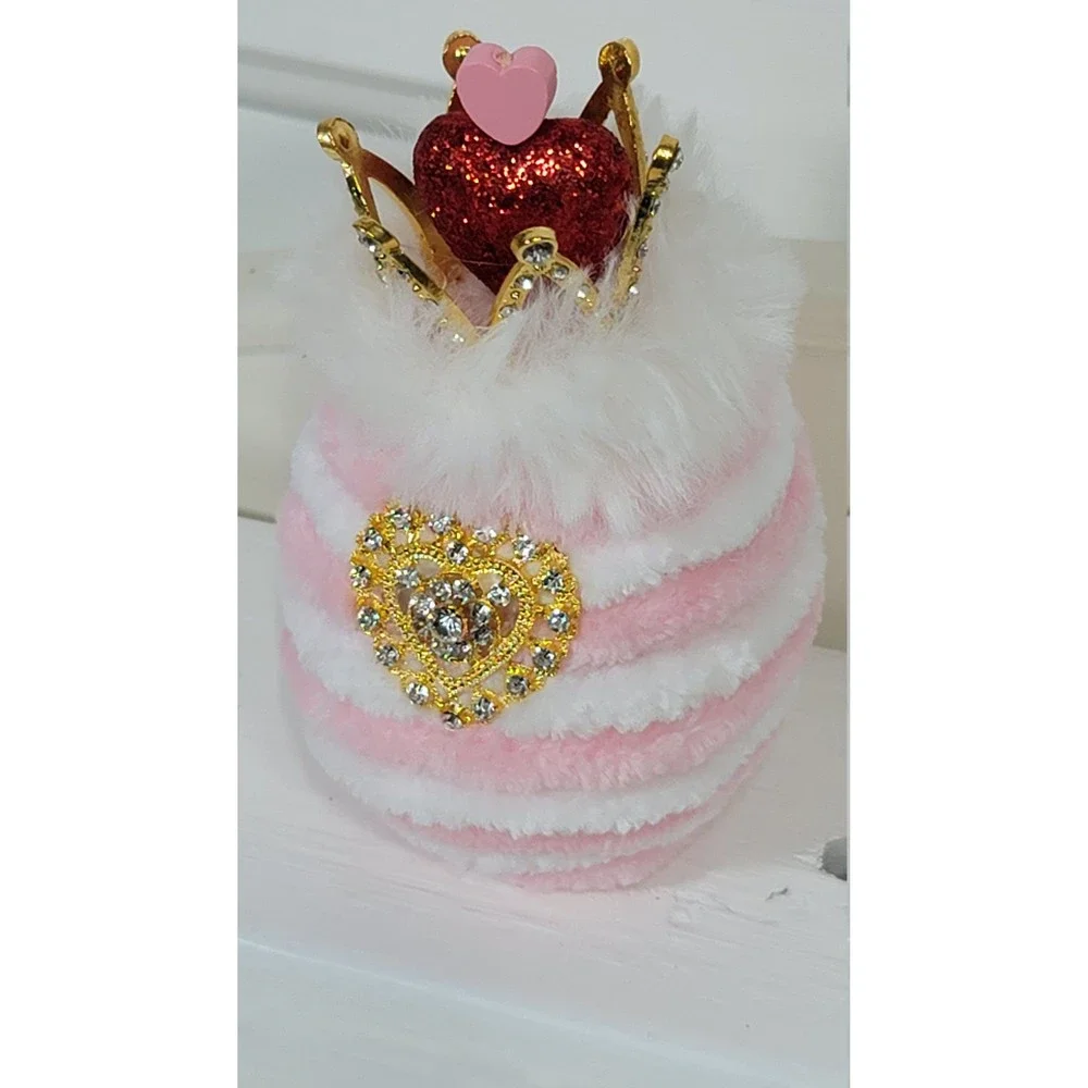 Decorative Velvety Yarn Easter‎ Egg with Crown, Velvety Yarn Ornament Home Décor